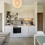 Fuenf Apartment Saal