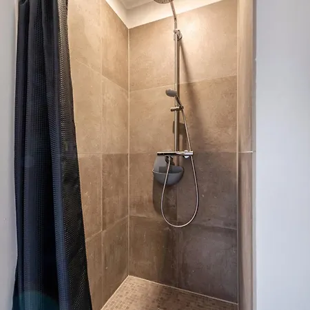 Fuenf Apartment