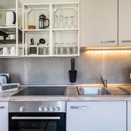 Fuenf Apartman Saal