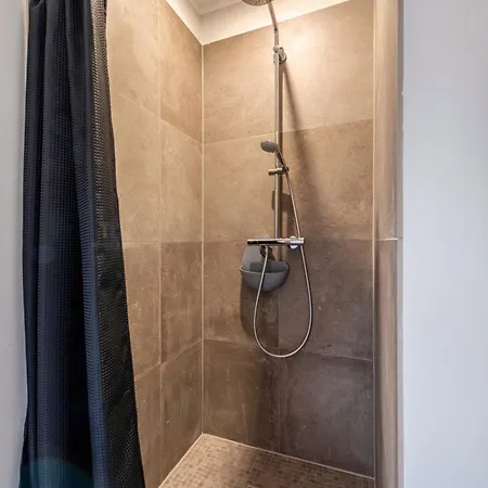 Fuenf Apartman *